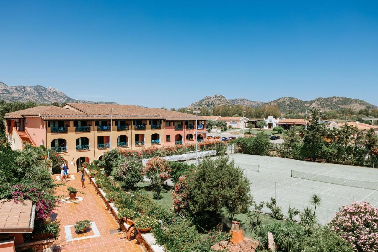 Nicolaus Club Torre Moresca أروسييْ المظهر الخارجي الصورة