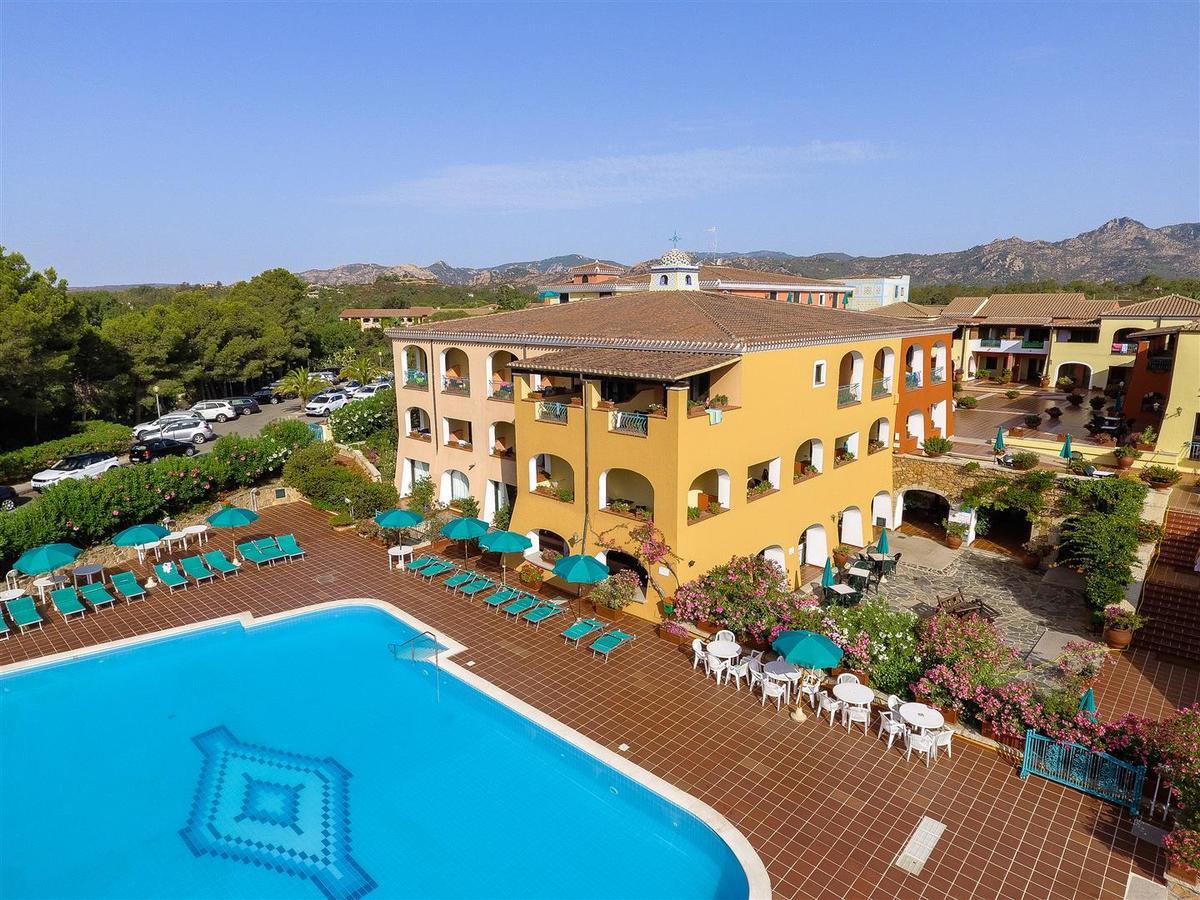 Nicolaus Club Torre Moresca أروسييْ المظهر الخارجي الصورة